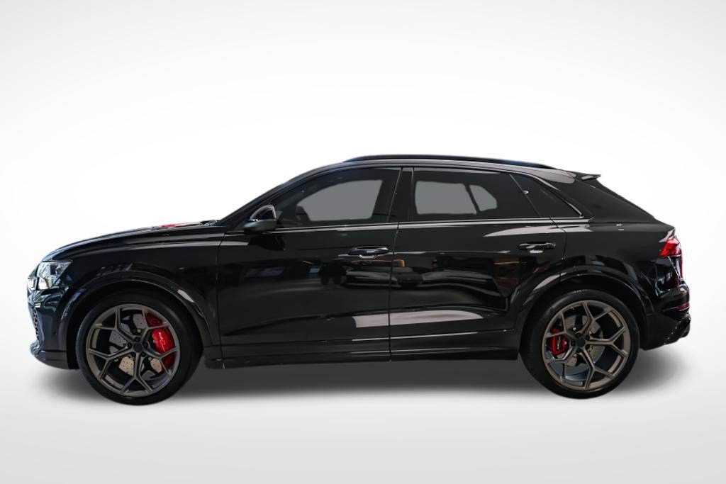 Used 2026 Audi RS Q8 performance AWD/4WD image 2