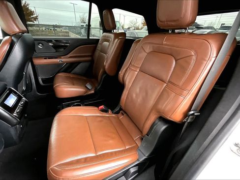 Used 2022 Lincoln Aviator Reserve w/ Elements Package Plus image 20