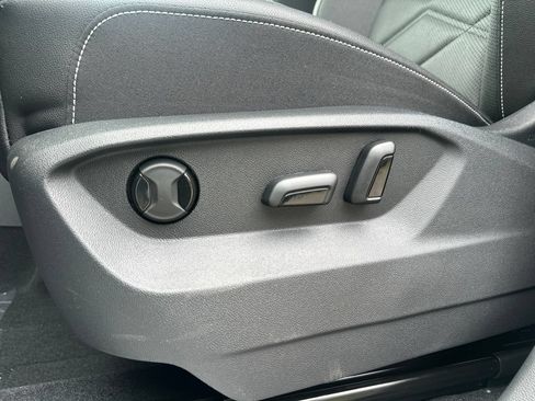 New 2026 Volkswagen Atlas SE AWD/4WD image 9