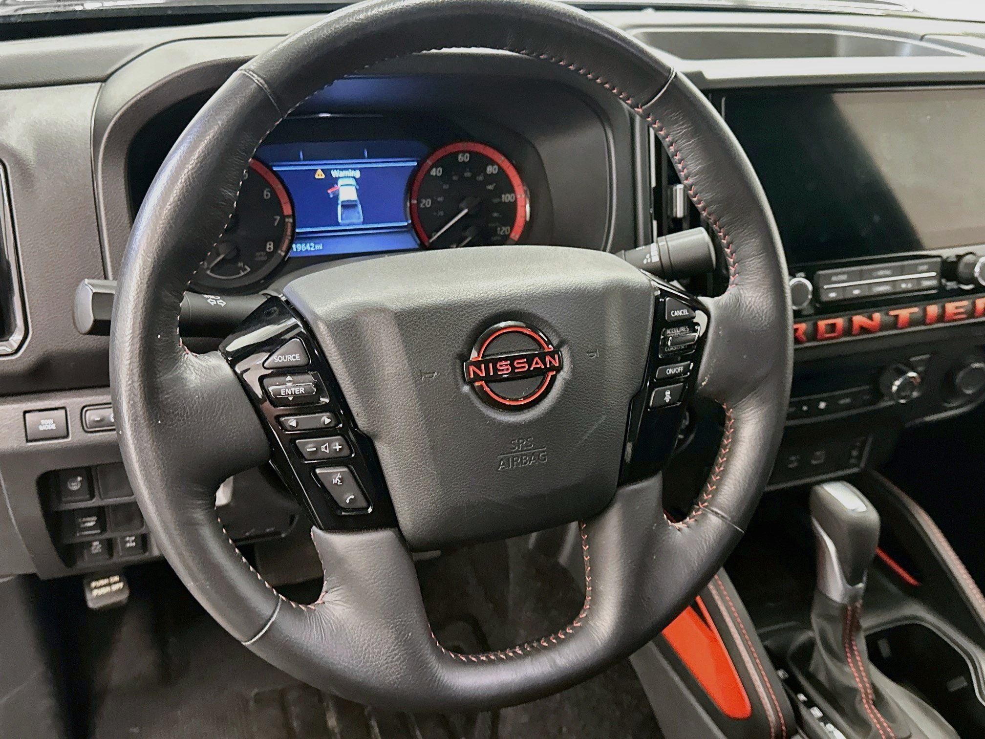 Used 2026 Nissan Frontier PRO-4X AWD/4WD image 18