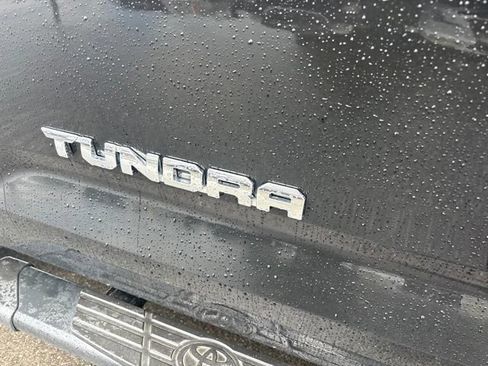 Used 2024 Toyota Tundra Limited w/ Power Package RWD image 17