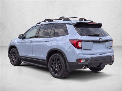 Used 2024 Honda Passport Black Edition image 5