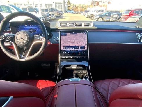 Certified 2022 Mercedes-Benz S 580 4MATIC Sedan image 12