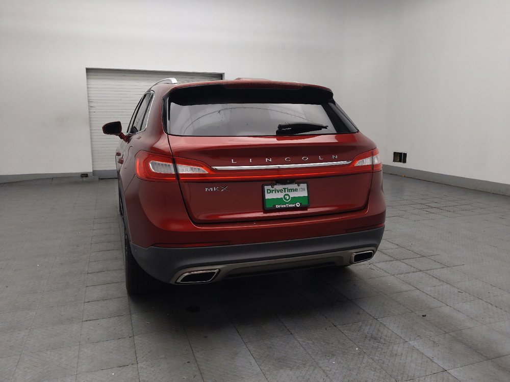 Used 2016 Lincoln MKX Reserve w/ Technology Package FWD image 6