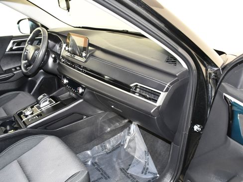 Used 2022 Mitsubishi Outlander ES AWD/4WD image 39