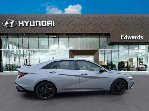 New 2026 Hyundai Elantra SEL Sport image 8