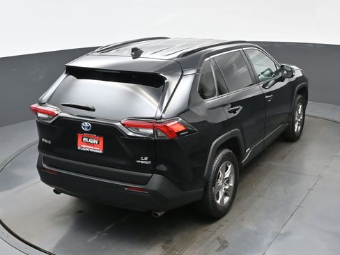 Used 2024 Toyota RAV4 LE image 38