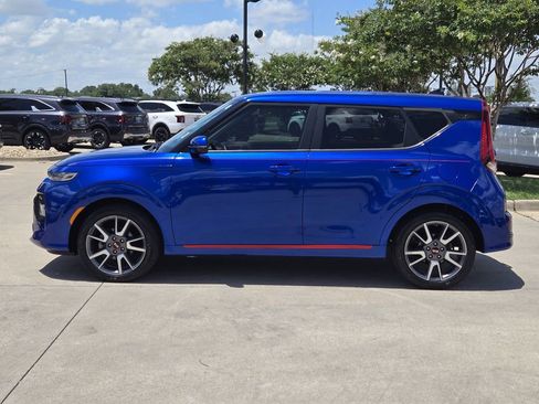 Used 2020 Kia Soul GT-Line FWD image 12