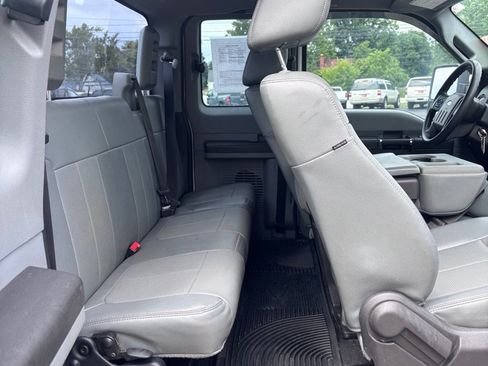 Used 2016 Ford F250 XL w/ Power Equipment Group AWD/4WD image 13