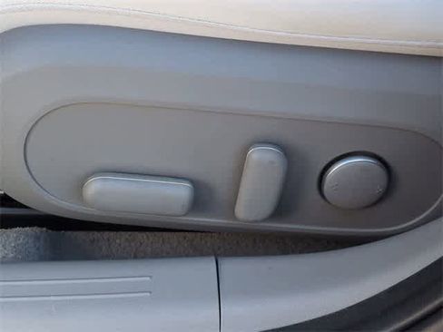 Certified 2025 Hyundai Ioniq 6 SEL image 18