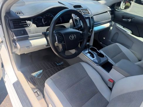 Used 2014 Toyota Camry LE FWD image 14