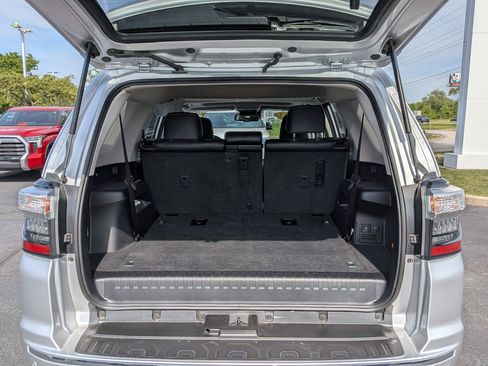 Certified 2022 Toyota 4Runner Limited AWD/4WD image 25