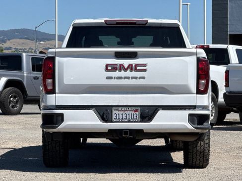 Used 2023 GMC Sierra 1500 Pro w/ Graphite Edition AWD/4WD image 5