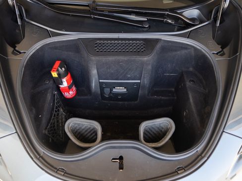 Used 2020 McLaren 620R RWD image 70