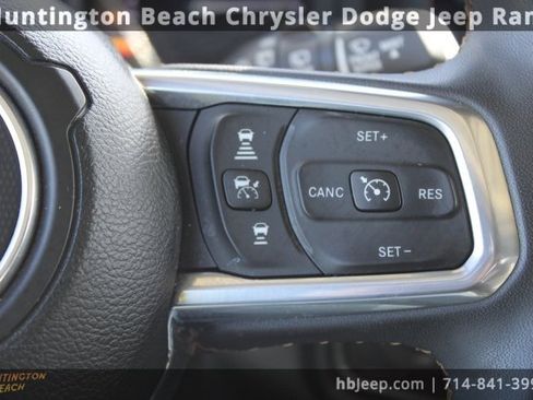 Used 2024 Jeep Wrangler Unlimited Sahara image 17