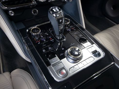 Used 2020 Bentley Flying Spur W12 w/ First Edition Specification image 34