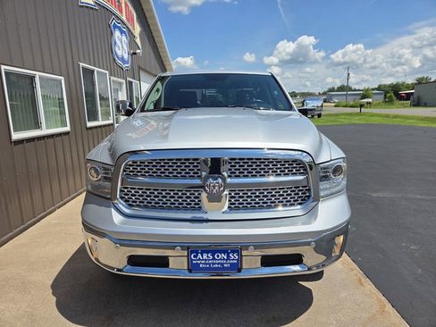 Used 2017 RAM 1500 Laramie w/ Convenience Group AWD/4WD image 6
