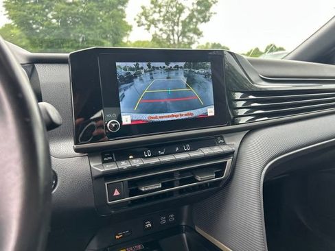 Used 2025 Toyota Camry SE FWD image 25