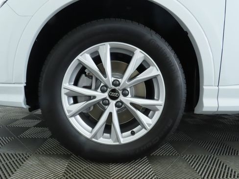 Used 2025 Audi Q3 2.0T Premium w/ Convenience Package image 31