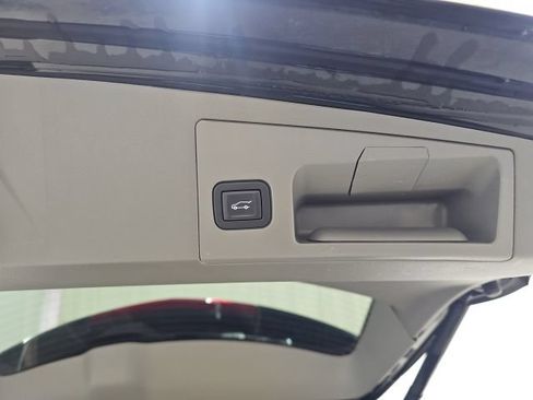 Used 2021 Cadillac XT5 Premium Luxury AWD/4WD image 11