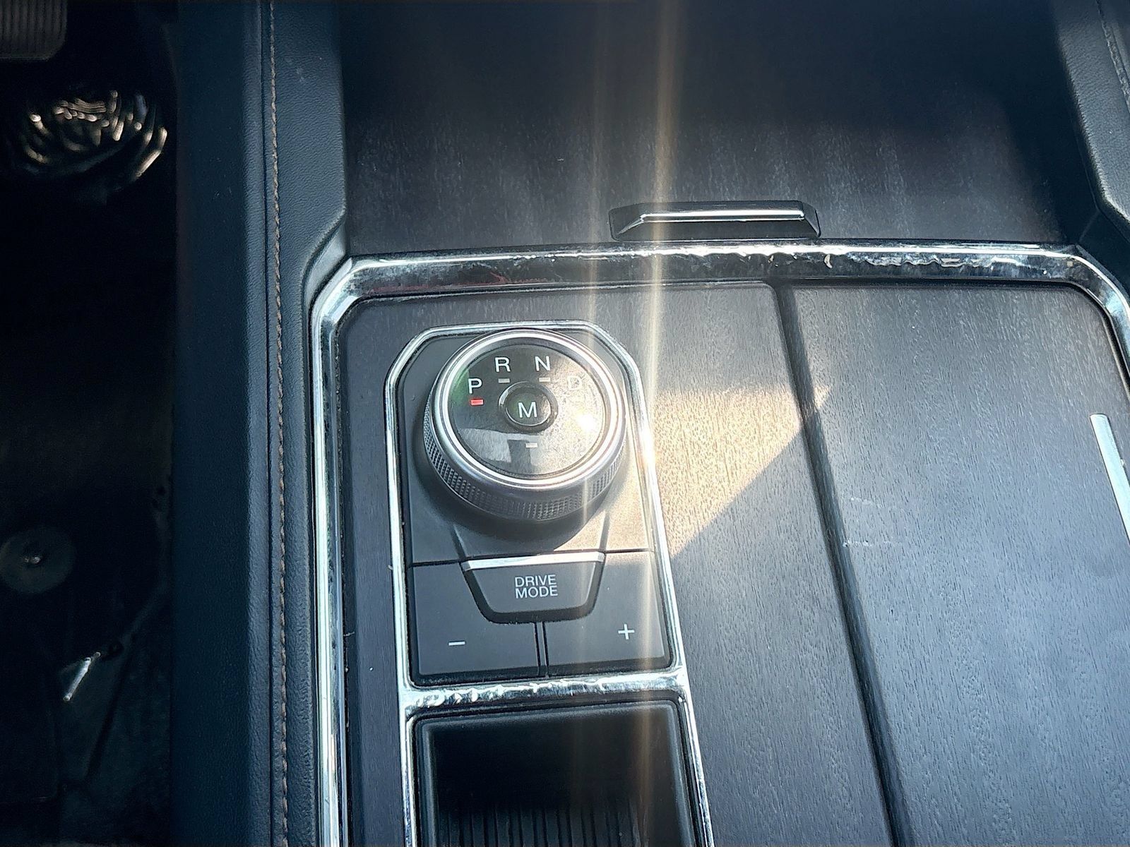 Used 2024 Ford Expedition Platinum RWD image 17