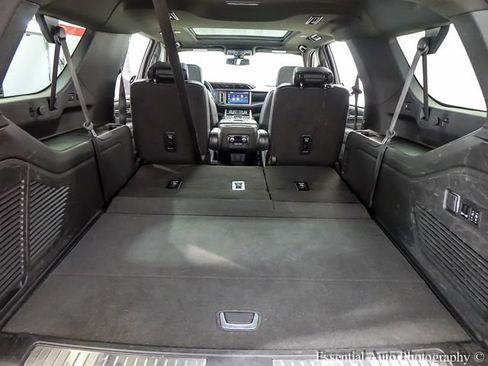 Certified 2022 GMC Yukon XL Denali AWD/4WD image 27