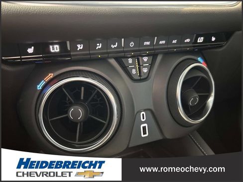 Used 2024 Chevrolet Blazer LT w/ Convenience Package FWD image 23