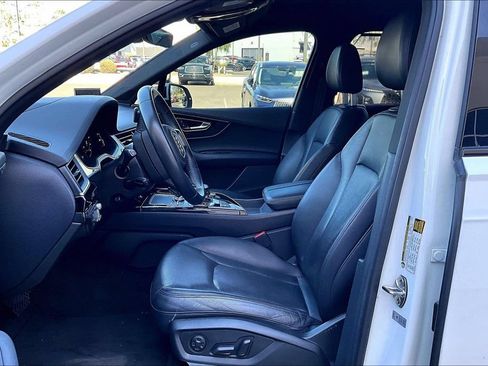 Used 2019 Audi Q7 3.0T Prestige w/ Prestige Package AWD/4WD image 5