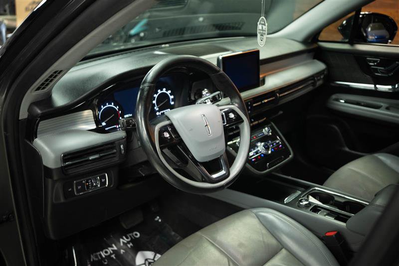 Used 2022 Lincoln Corsair FWD w/ Premium Package image 10