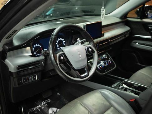Used 2022 Lincoln Corsair FWD w/ Premium Package image 10