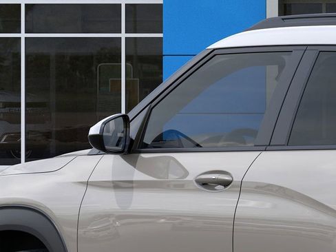 New 2026 Chevrolet TrailBlazer ACTIV AWD/4WD image 12