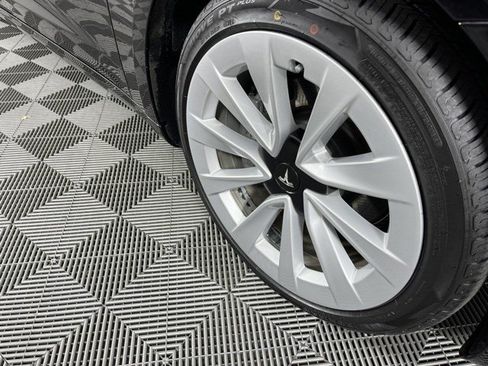 Used 2023 Tesla Model 3 Standard Range RWD image 8
