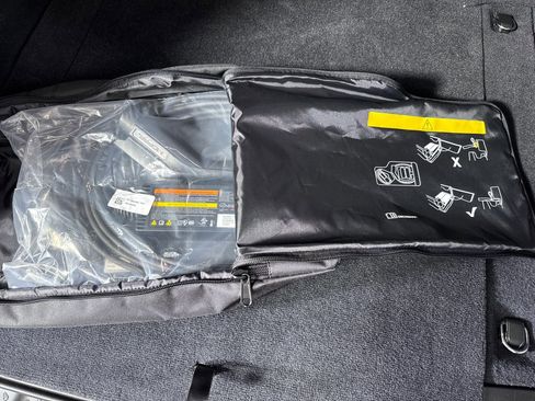 Used 2024 Jeep Wrangler Unlimited Rubicon 4xe image 29