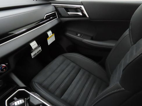 New 2026 Mitsubishi Outlander AWD image 20