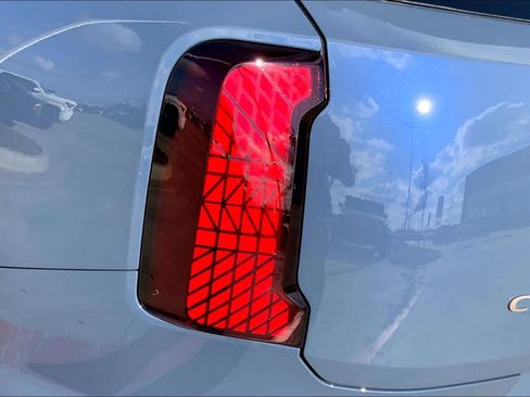 New 2025 MINI Cooper Countryman SE image 14