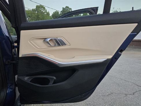 Used 2019 BMW 330i xDrive Sedan w/ Convenience Package image 30