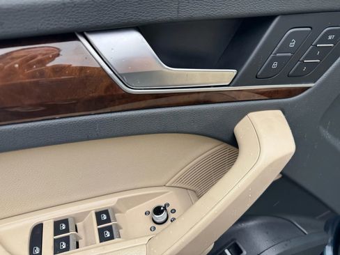 Used 2018 Audi Q5 2.0T Premium Plus w/ Premium Plus Package image 37