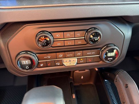 New 2025 Ford Bronco Raptor w/ Interior Carbon Fiber Pack image 30