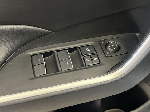 Used 2025 Toyota RAV4 XLE image 13