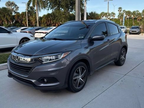 Used 2021 Honda HR-V EX image 2