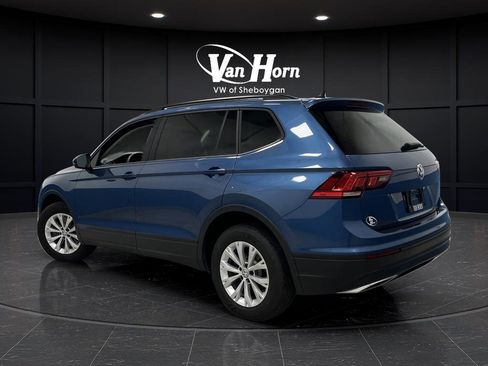 Used 2020 Volkswagen Tiguan S image 3