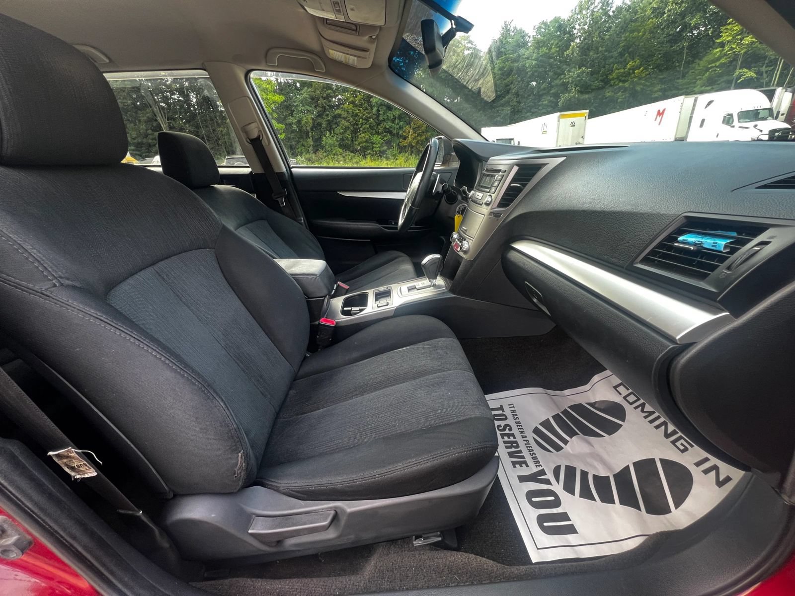 Used 2013 Subaru Outback 2.5i Premium w/ All-Weather Pkg AWD/4WD image 11
