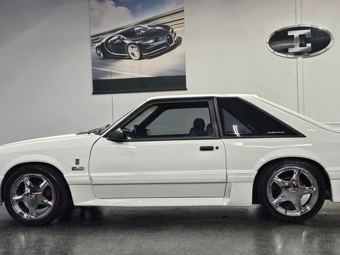 Used 1993 Ford Mustang GT image 17