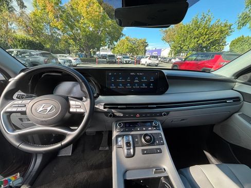 Used 2025 Hyundai Palisade SEL FWD image 36