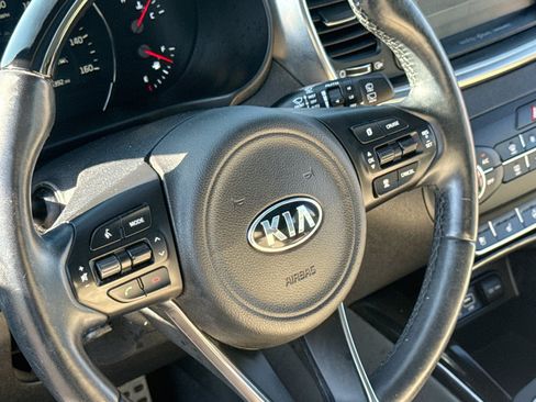 Used 2018 Kia Sorento SX AWD/4WD image 12