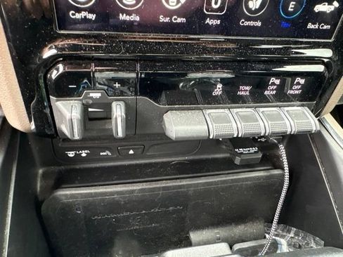 Used 2019 RAM 1500 Laramie AWD/4WD image 30