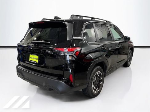 Used 2026 Subaru Forester Premium AWD/4WD image 4