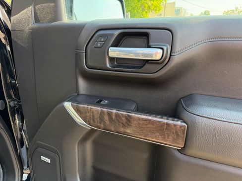 Used 2021 GMC Sierra 1500 Denali w/ Denali Ultimate Package AWD/4WD image 19