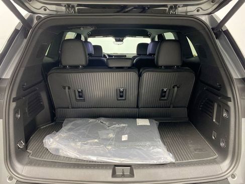 Used 2026 GMC Acadia Elevation w/ Black Edition image 23