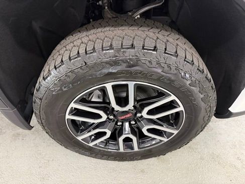 New 2026 GMC Sierra 1500 AT4 image 4